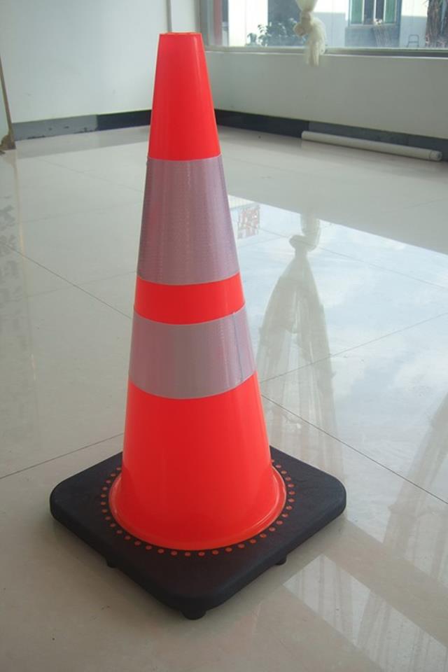 Used equipment sales cone safety 28 inch reflective 2 bands pvc in Eastern Oregon